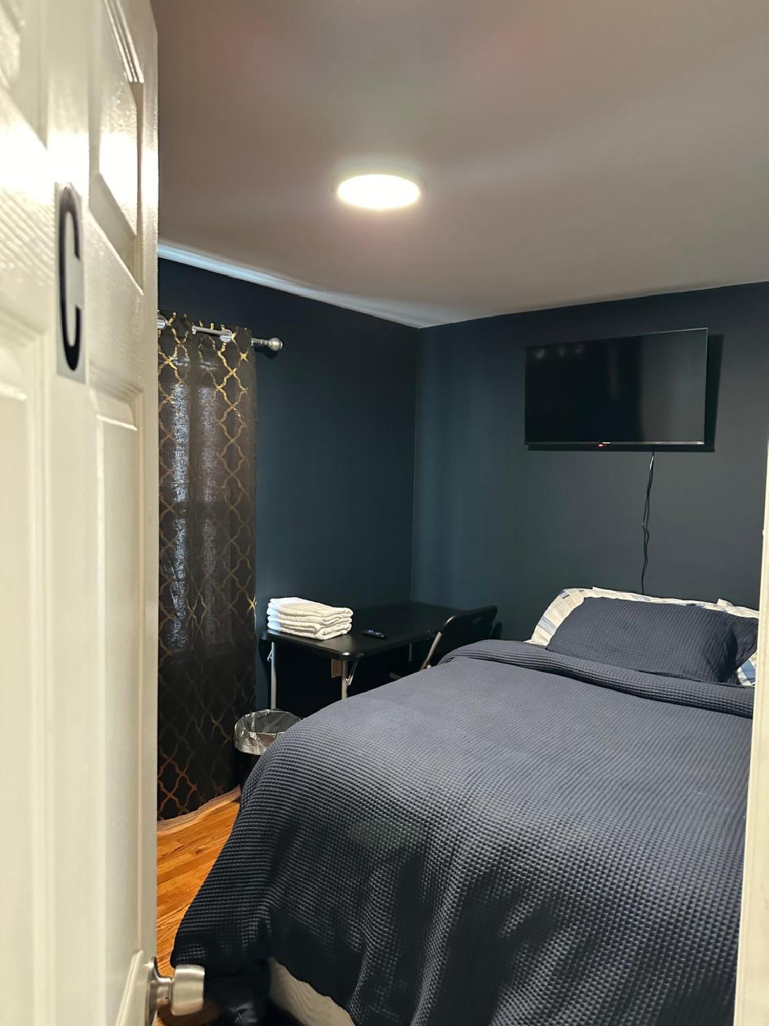 Fidelia Crystal Room, Queen Bed Minutes From Newark Liberty International Airport And Newark Penn Station Irvington Exterior foto